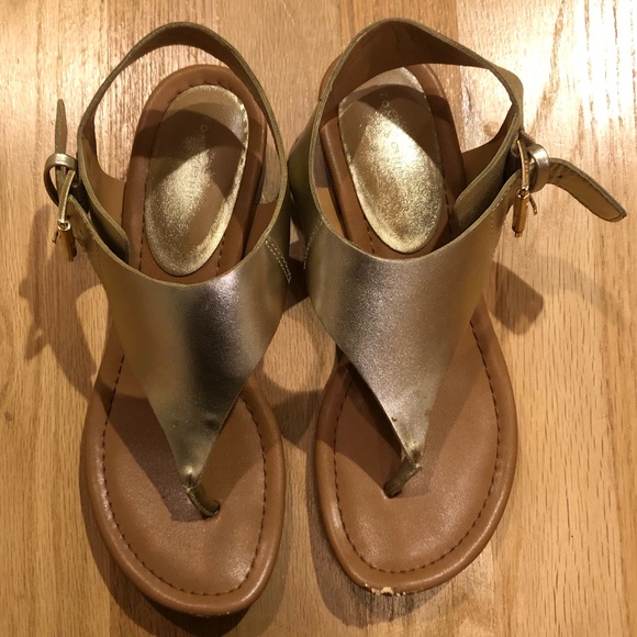 Tommy Hilfiger gold sandals, size 7 - Picture 2 of 3
